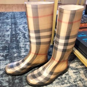 Burberry Rainboots